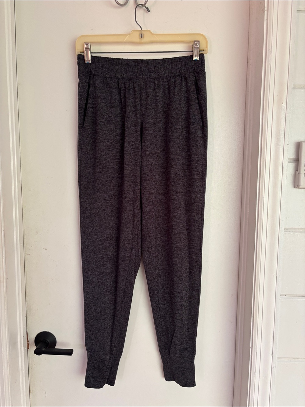 Brooks Women's Luxe Charcoal Gray Jogger Track Pants